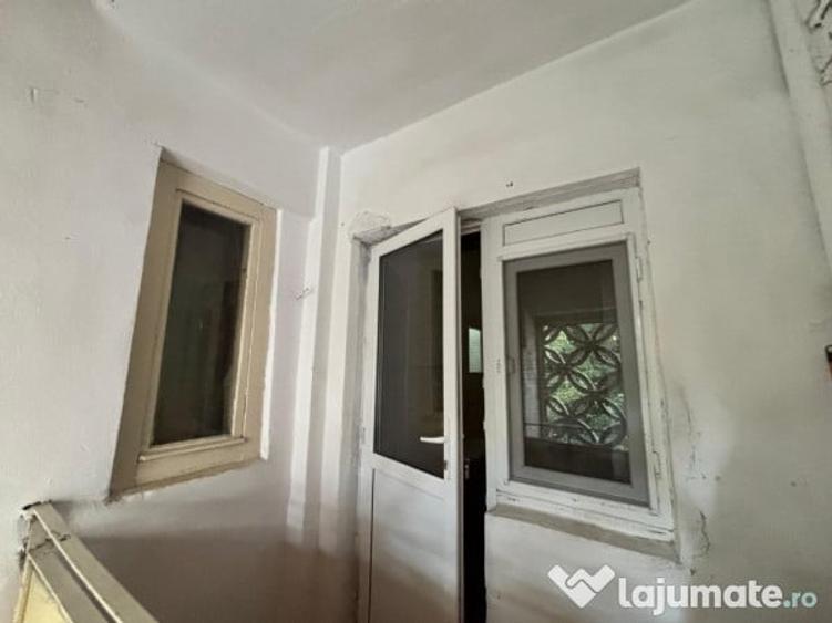 Apartament 3 camere / Decomandat / 70m2 / Et.3 / Proprietar Str. Doina - 2