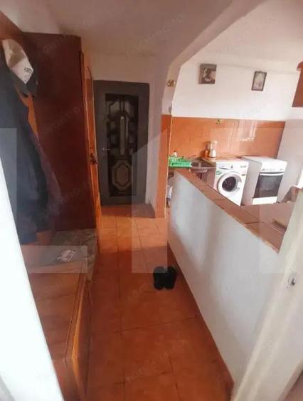 Apartament de vanzare, cu 2 camere, 60 mp, zona Vlaicu - 1