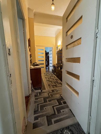 De Vanzare Apartament Istorico-Modern Pia?a Ovidiu, Constan?a Direct de la Proprietar - 9