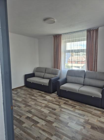Apartament casa de inchiriat. Pucioasa central. - 3