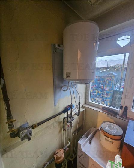 Casa din caramida si curte de 350mp in Rahova, - 2