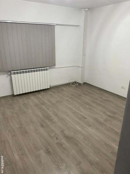 Vand inchiriez spatiu comercial 85 mp Calimanesti - 2