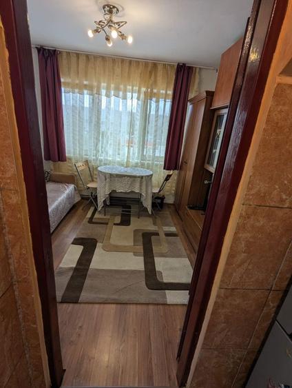 Proprietar inchiriez garsoniera - 1