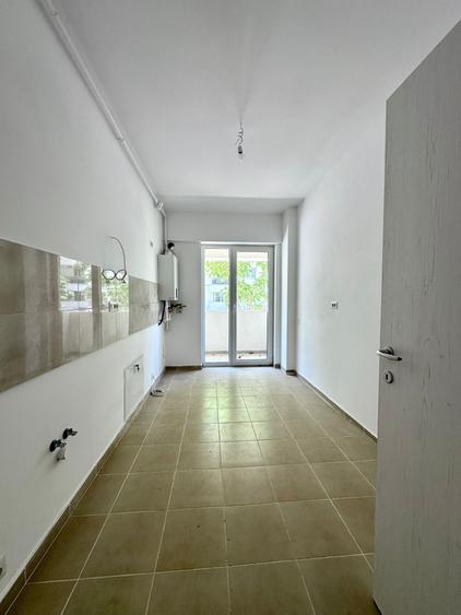 Apartament cu 3 camere, Decomandat, 2 minute de Metrou Berceni - 4