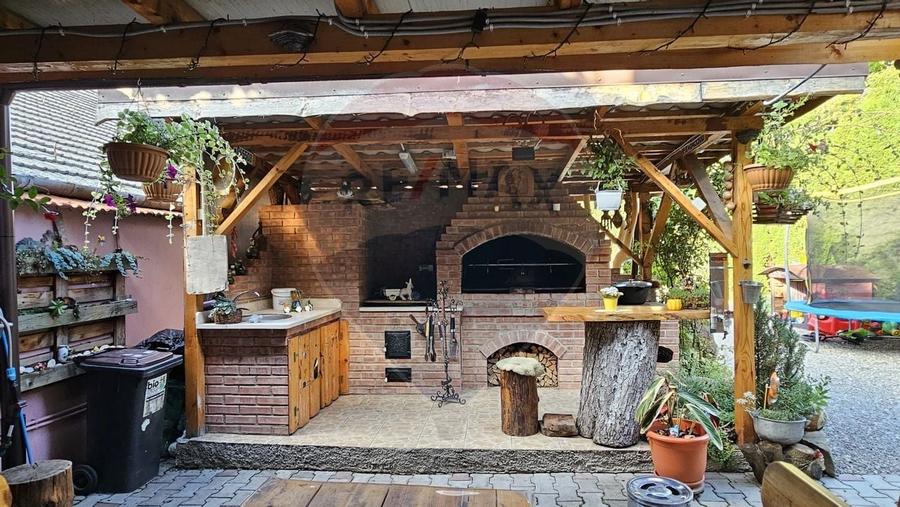 Propietate cu potential de investitie | Pensiune - 5