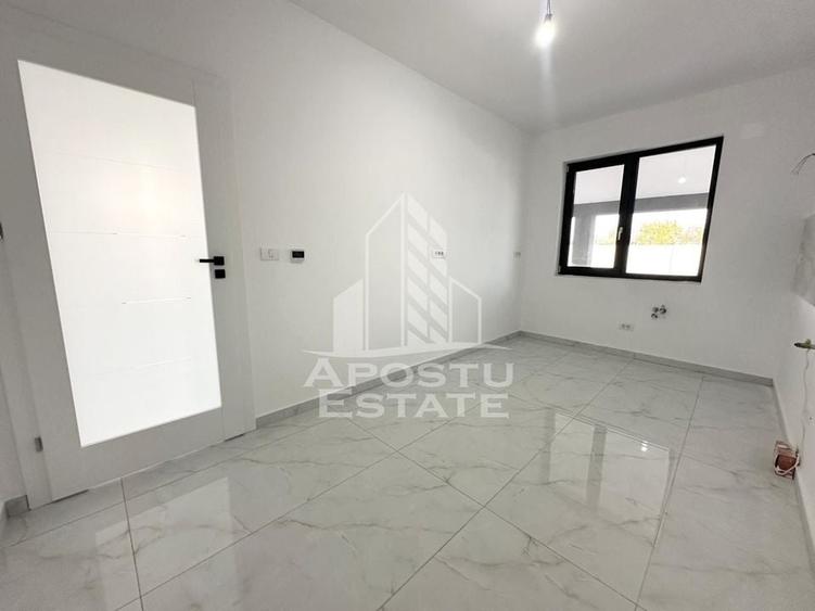 Duplex cu 5 camere, despartit prin camera tehnica, finalizat la asfalt - 7
