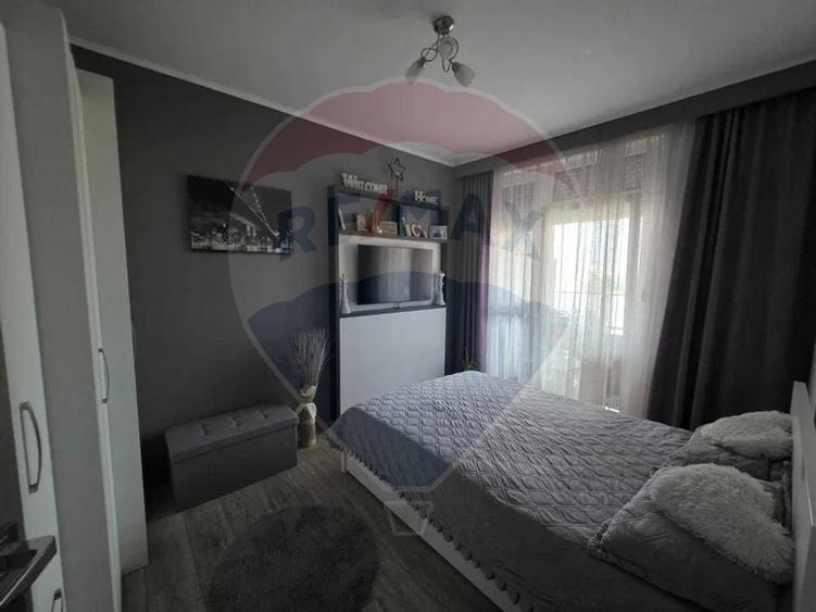 Apartament cu 3 camere si loc de parcare la Ared Micalaca - 3