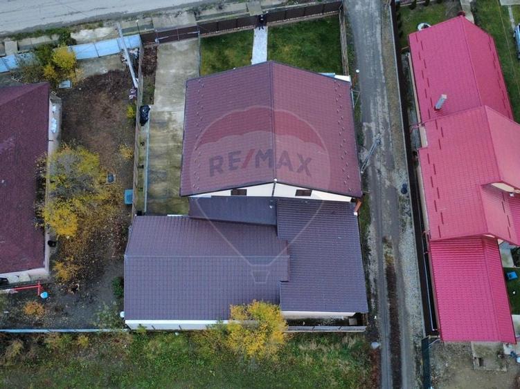Casa premium cu 5 camere de vanzare in Serbesti, comuna Saucesti - 21