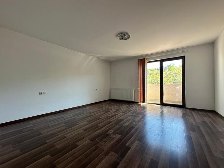 Duplex de închiriat I 4 camere I Parcare I Zona Vivo - 1