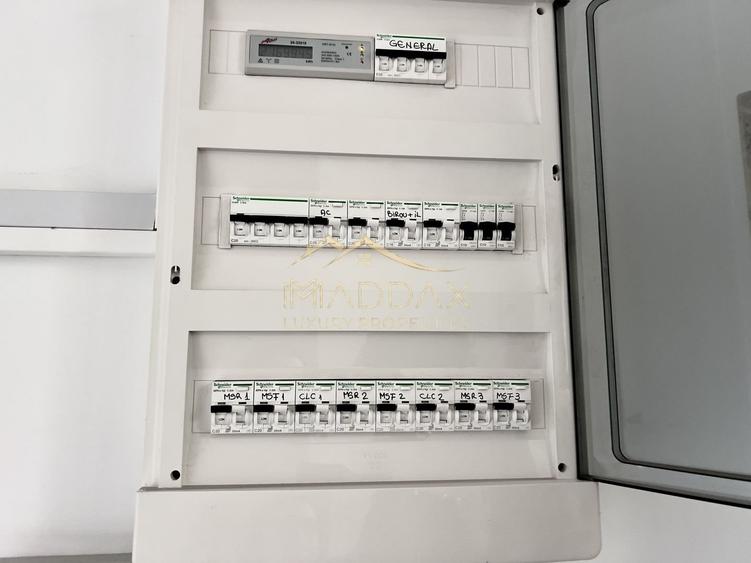 Spatiu Comercial Stradal**240mp**2 locuri parcare//Bdul Ion MIhalache - 42