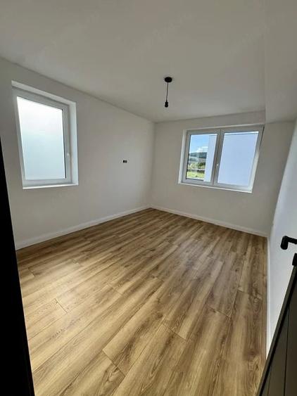 Casa noua P+1E, 117 mp utili, 442 mp teren, NZEB, pompa de caldura + fotovoltaice 6 kWp, Targu Mure? - 8