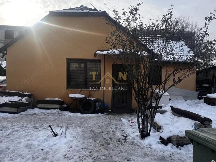 Casa de Vanzare in zona Lipovei - 1