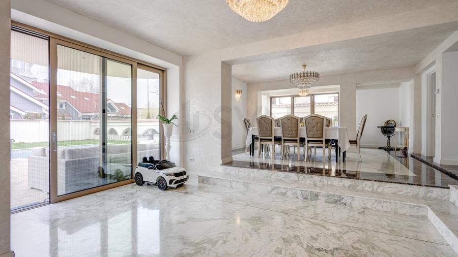 REV2003679 Vila Iancu Nicolae - 4