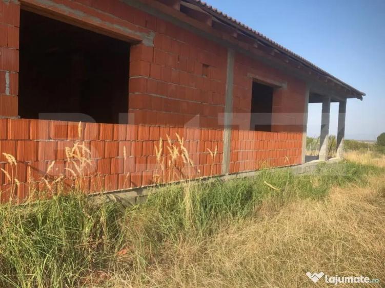 Casa la Rosu in centru Viile Satu Mare - 5