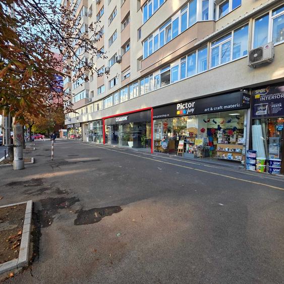 Spațiu comercial, de 158 mp, în Obor
