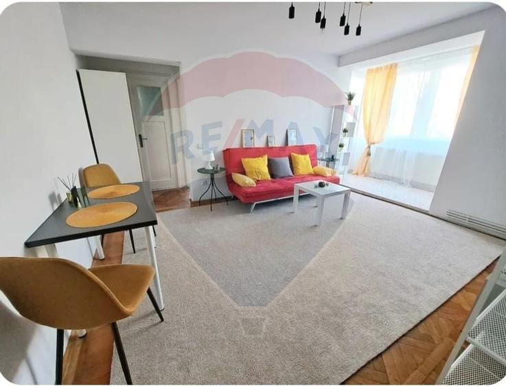 Ap.2 camere, Centrala proprie, Etaj 1/3, MegaMall_Vatra Luminoasa - 1