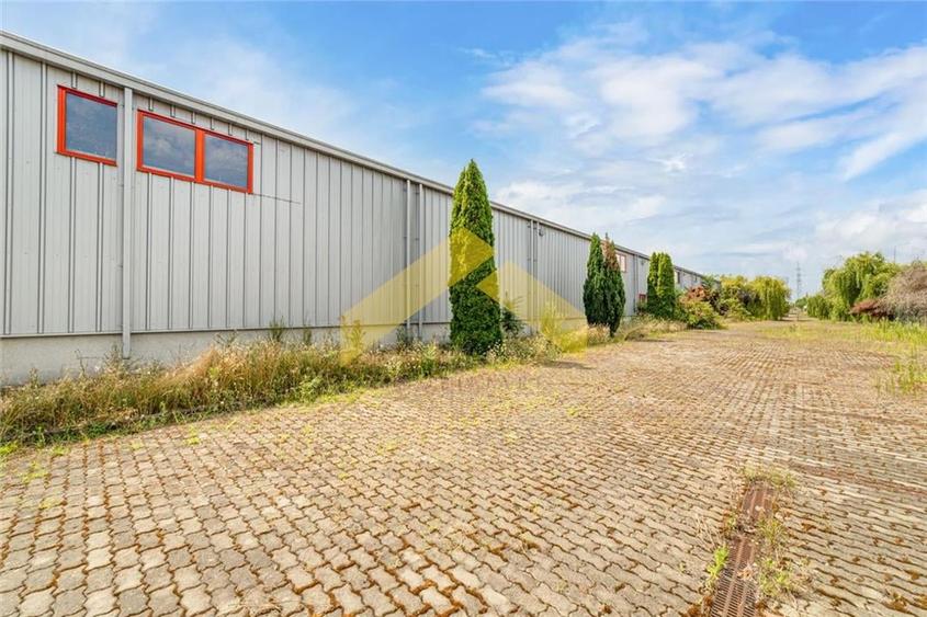 Hala de 8,560mp de vanzare in zona Micalaca - 12