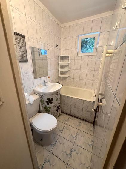 Apartament 3 camere | Zona Astra | Etaj 2/4. - 5