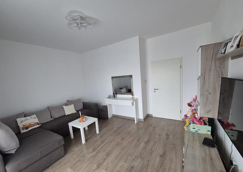 Apartament cu 2 camere cu loc de parcare si pod str. Rodnei - 2