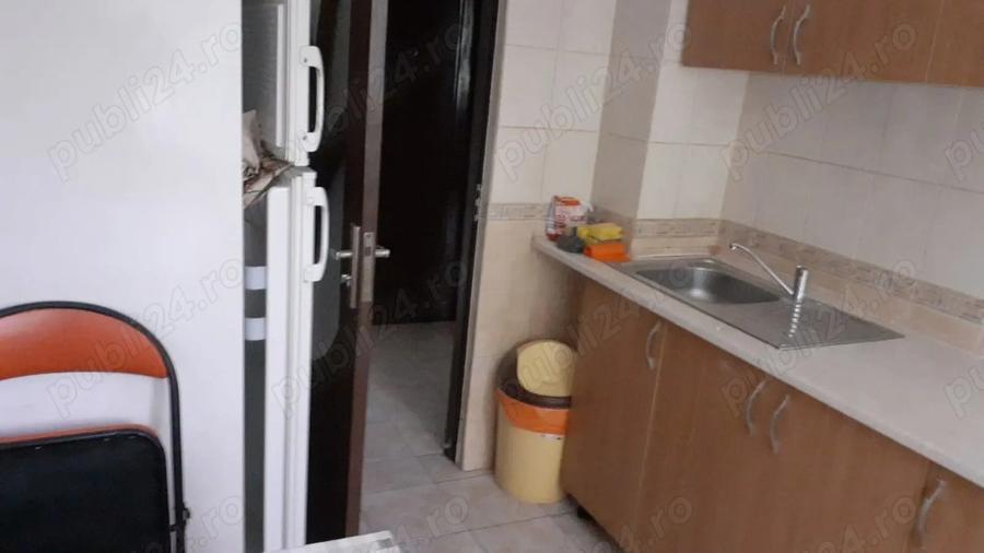 Apartament de inchiriat 3 camere - 2