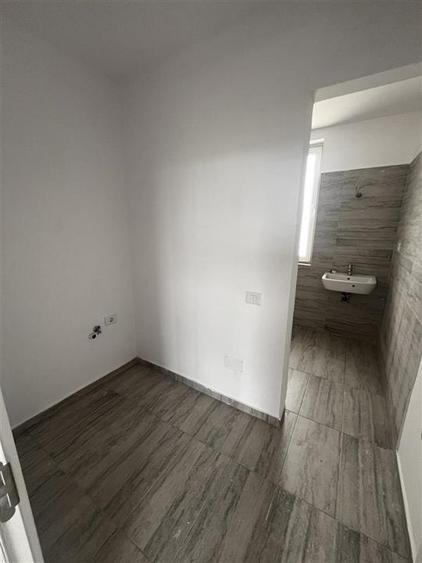 Casa individuala 4 camere in Tunari. - 12