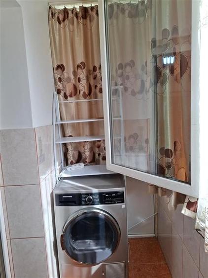 Inchiriere apartament 2 camere, zona 9 Mai - 18