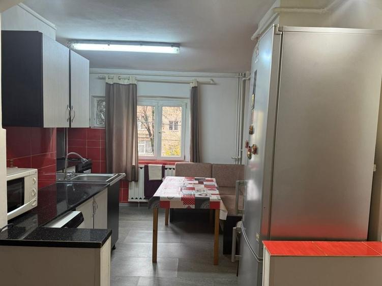 EXCLUSIVE-Apartament 3 camere Pacii-Decomandat - 24