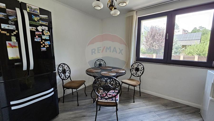 Casă / Vilă cu 7 camere si teren 1000 mp în zona Centrala-Suceava - 21