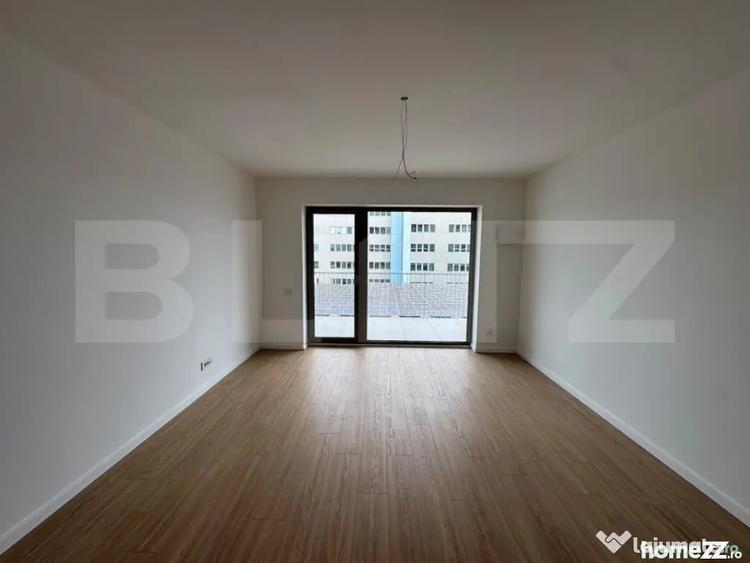 Apartament cu 2 camere semidecomandat în Semicentral