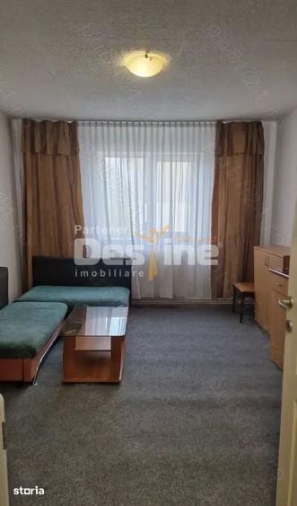 Garsonieră în Aradului