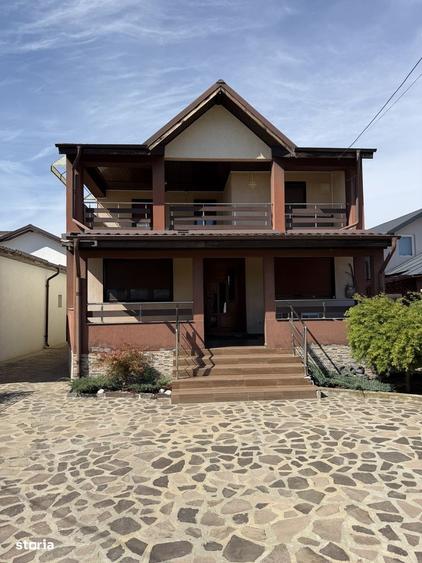 Casă cu 4 camere cu Teren 1300 Mp în Ogrezeni