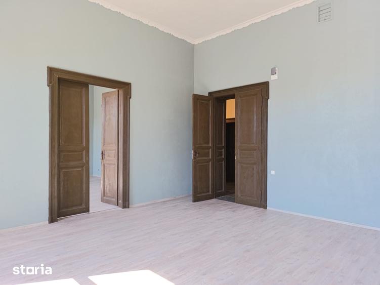 Spațiu comercial, de 200 mp, în Gai