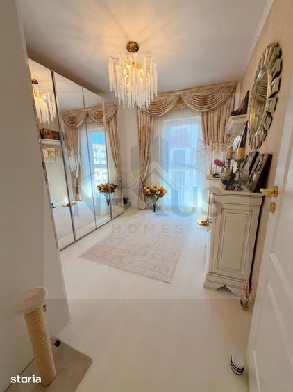 Apartament cu 3 camere în 1 Mai