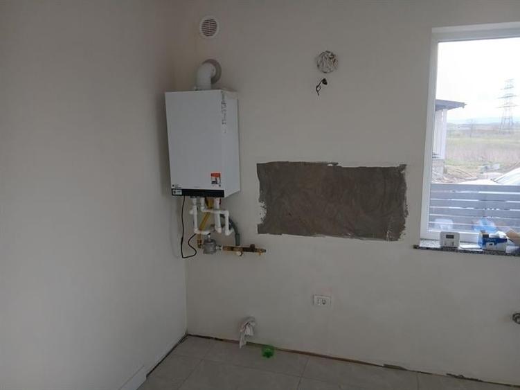 Casă individuală cu 3 camere cu Garaj în Burdujeni