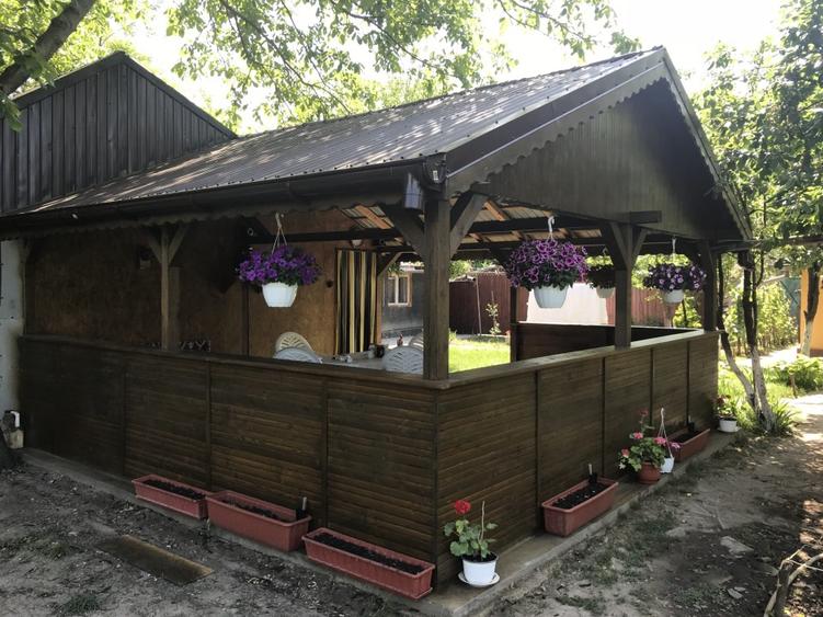 Casă individuală cu 5 camere cu Teren 2500 Mp în Valea Roșie