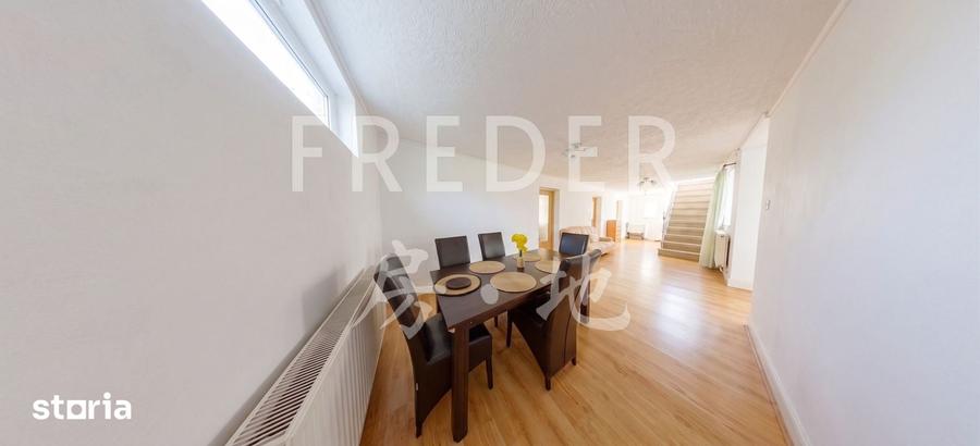 Casă cu 5 camere cu Teren 307.75 Mp în Central