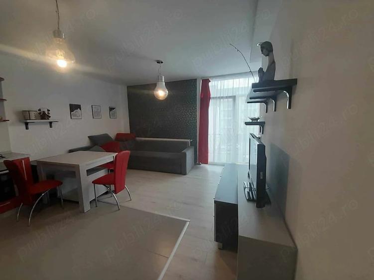 Apartament cu 2 camere semidecomandat în Florești