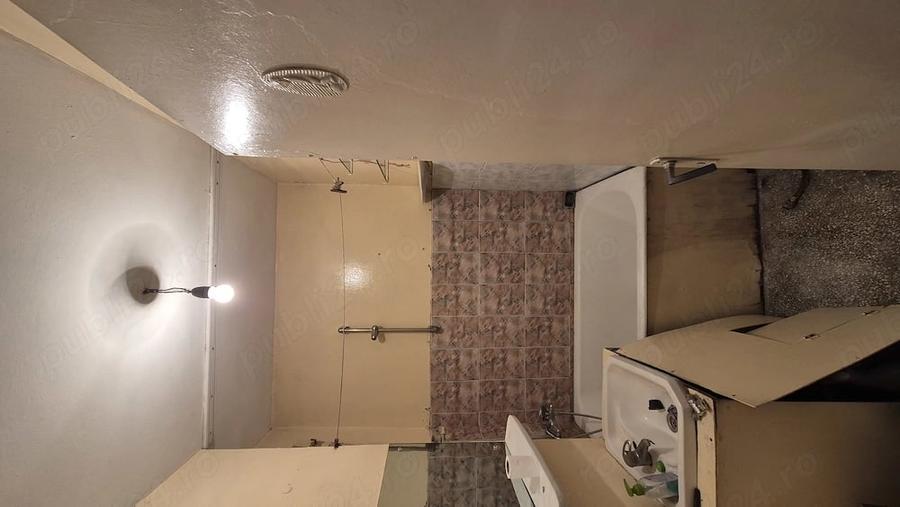 Apartament cu 2 camere nedecomandat în Central