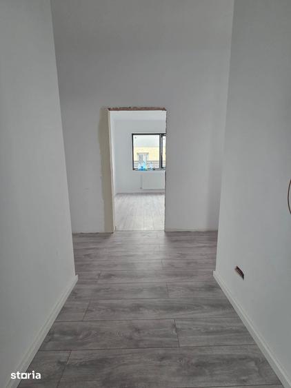 Casă cu 3 camere cu Teren 250 Mp în Clinceni