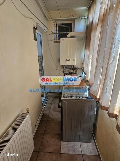 Apartament cu 2 camere decomandat, mobilat în Micro 4