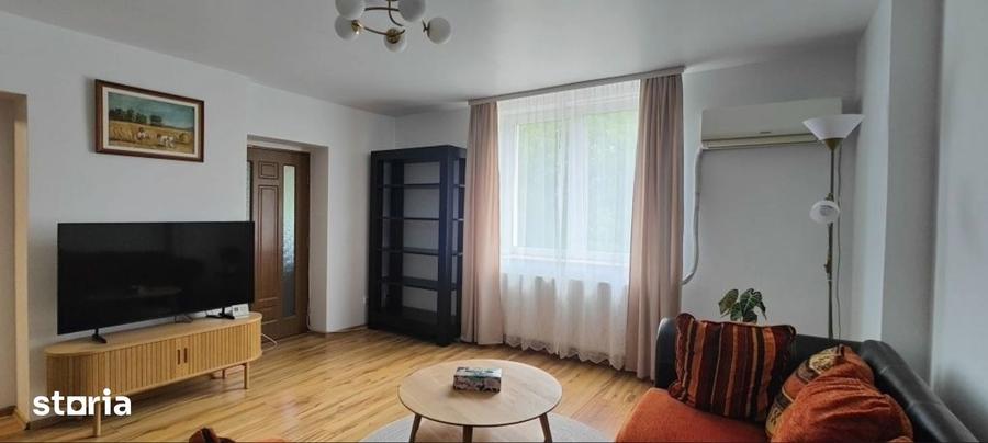 Apartament cu 2 camere decomandat în Andrei Mureșanu