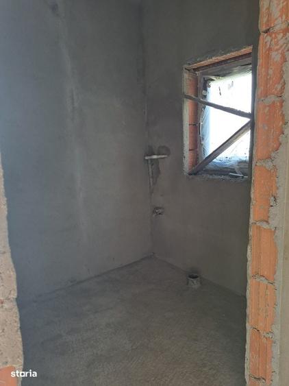 Casă cu 2 camere cu Teren 415 Mp în Oncea