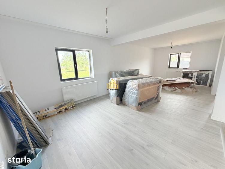 Casă cu 4 camere cu Teren 250 Mp în Clinceni