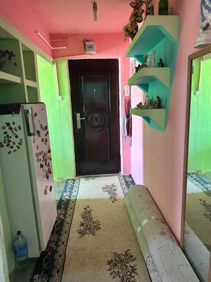 Apartament de vanzare cu 2 camere baie bucatarie si balcon - 1