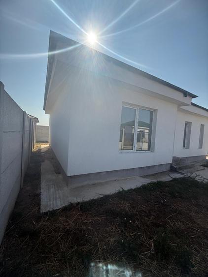 Case noi LA CHEIE ,Varteju,COMISION 0%, - 15