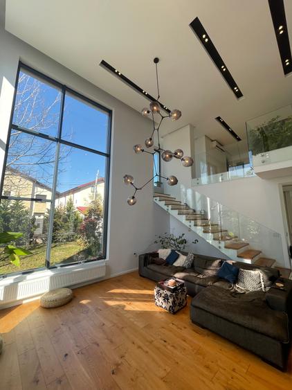 Casa individuala de lux, Prel  Ghencea-Margelelor, an 2017, 303mp, teren 923mp - 2