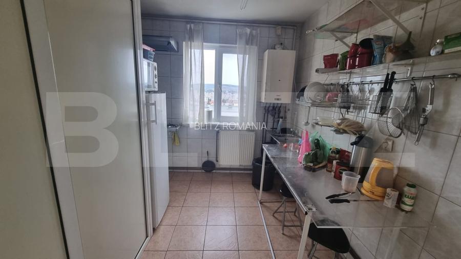 Apartament cu 4 camere | 2 bai | orientare sudica | Manastur