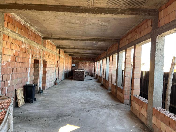 Constructie nefinalizata 445mp : spatii comerciale/birouri/locuinta - 7