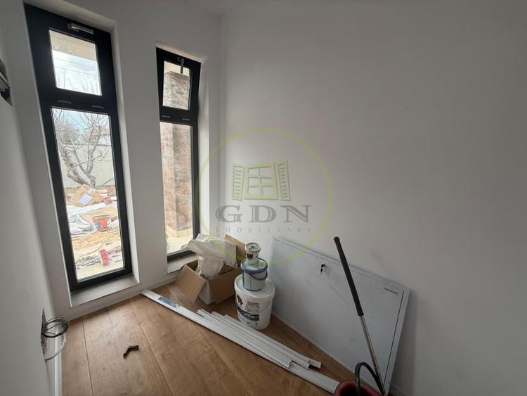 Casă individuală cu 3 camere cu Teren 300 Mp în Pielești
