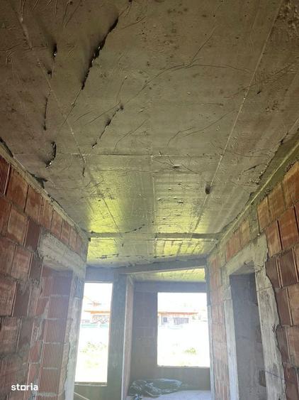 Vand casa 4 camere in Simila vis-a-vis de floraria trandafirul - 1